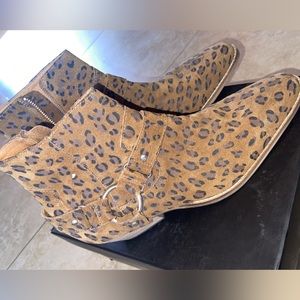 Topman Suede ankle boots size 9